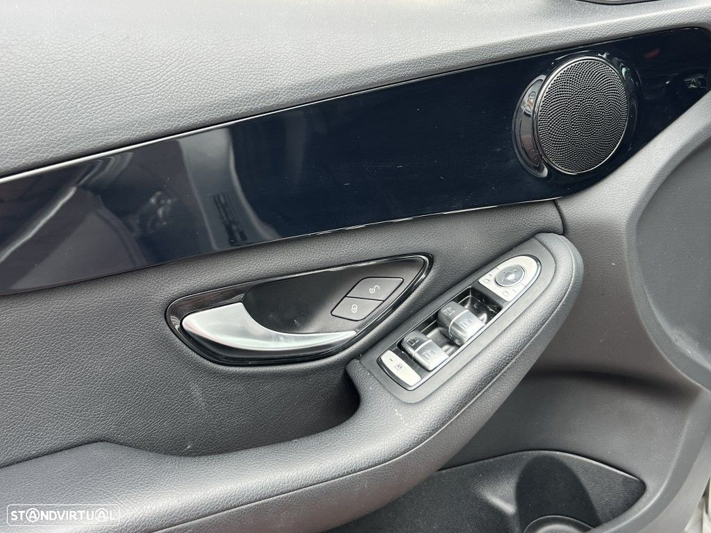Mercedes-Benz C 350 e - 4
