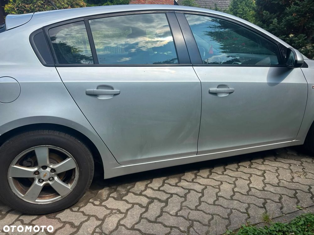 Chevrolet Cruze - 5