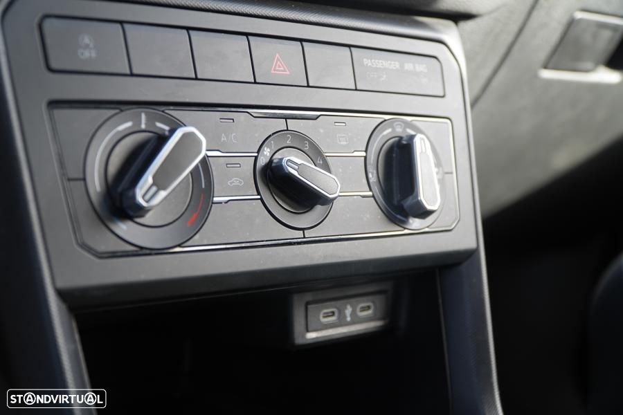 VW T-Cross 1.0 TSI Life - 10