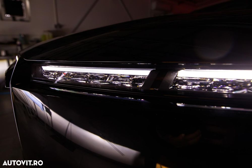 BMW Seria 7 740 xDrive MHEV - 10