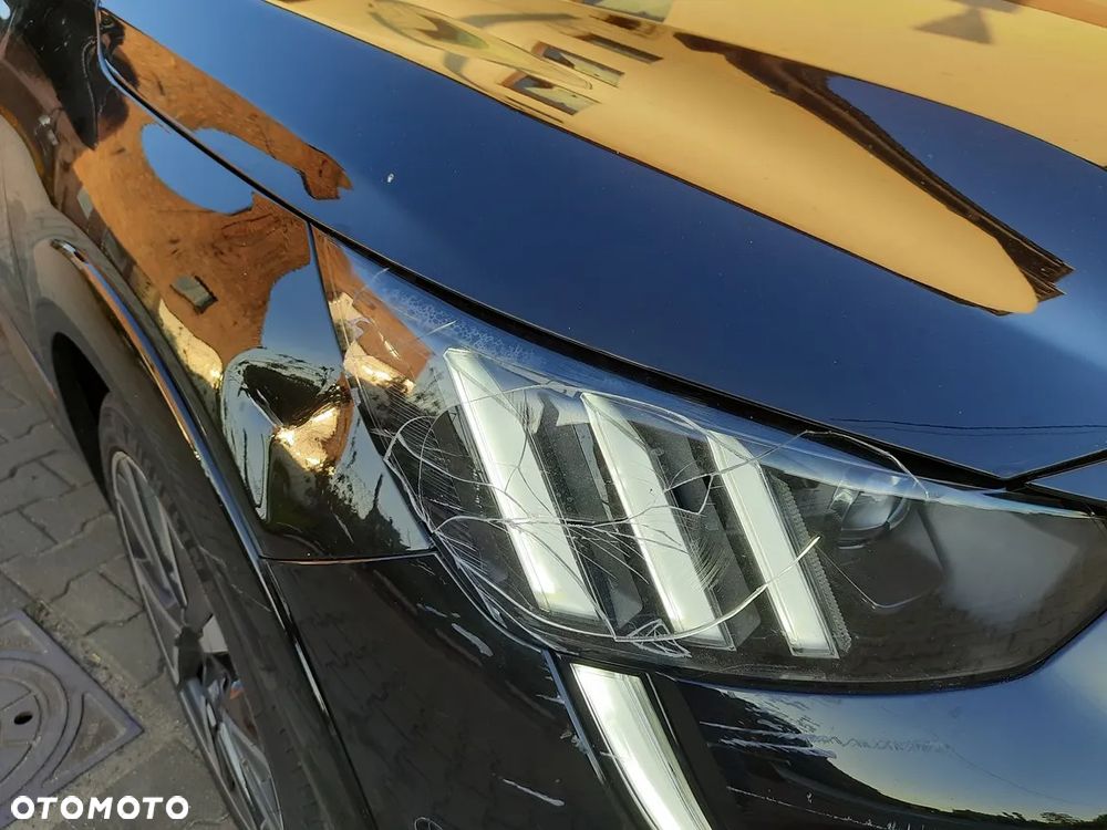 Peugeot 208 PureTech 100 GT - 7