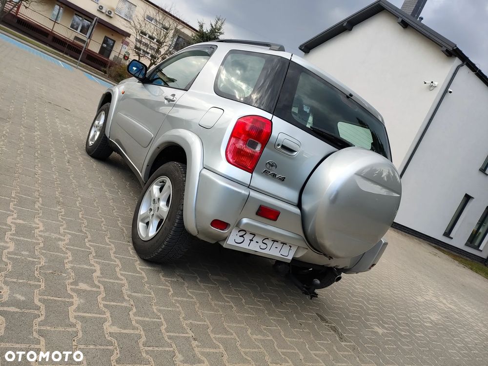 Toyota RAV4 4x4 Edition - 4