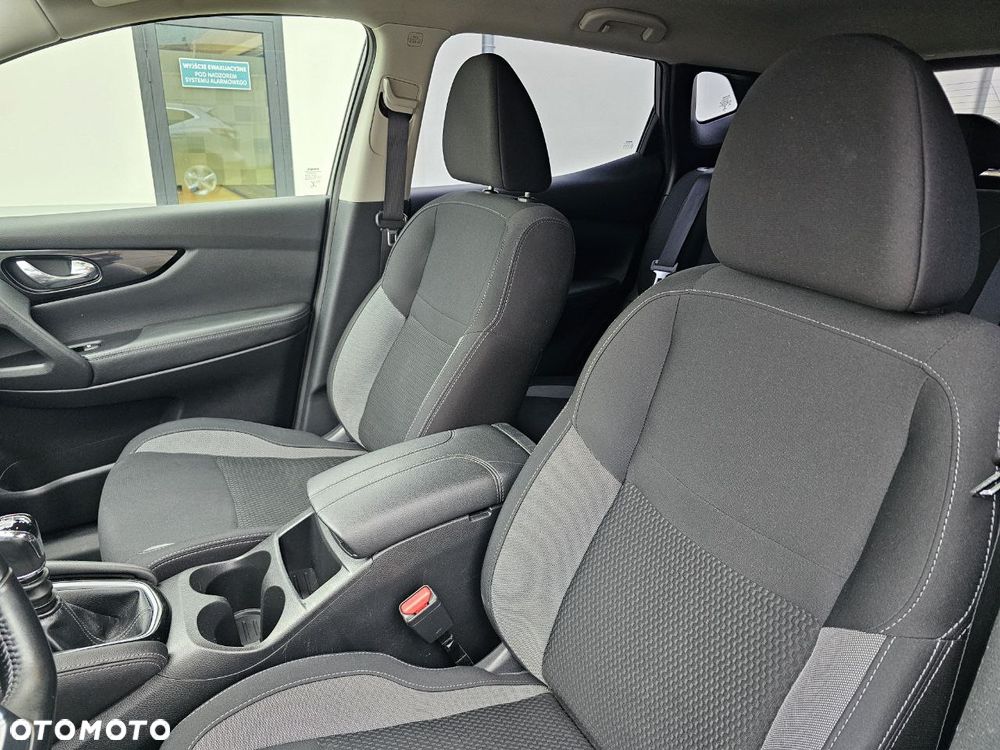 Nissan Qashqai 1.3 DIG-T Acenta - 17