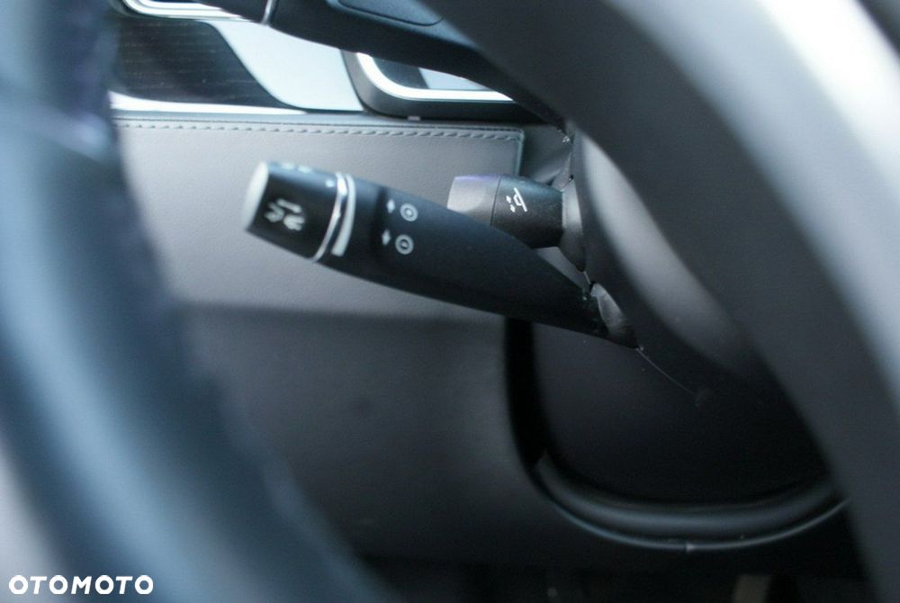 Tesla Model S 75 - 22