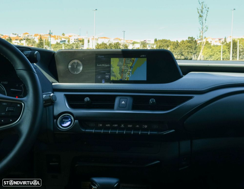 Lexus UX 250h Premium - 12