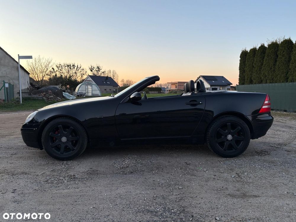 Mercedes-Benz SLK - 11