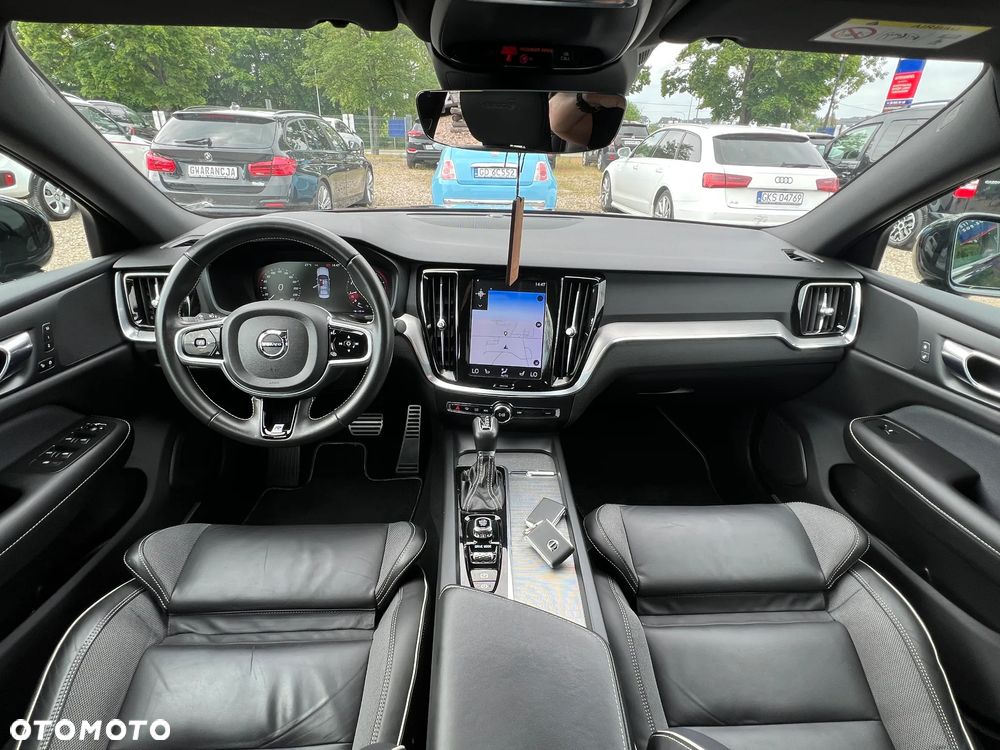 Volvo S60 T4 R-Design - 17