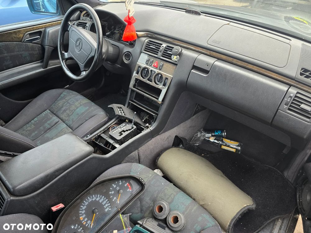 A086 / MERCEDES E300 W210 / NA CZĘŚCI - 7