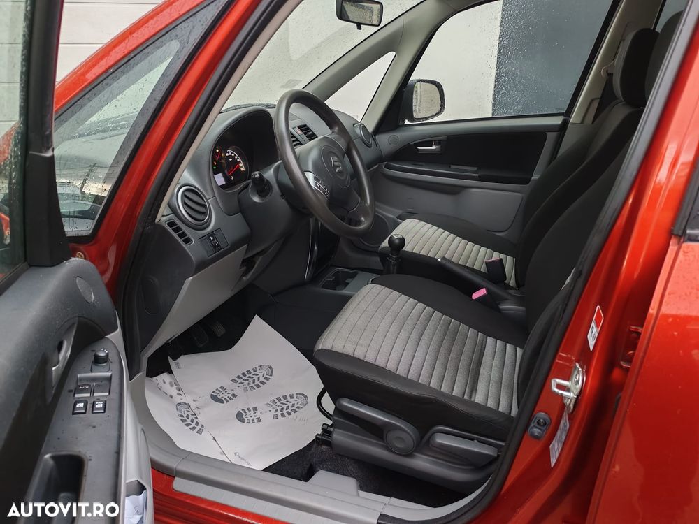 Suzuki SX4 Classic 1.6 VVT 4x2 Style - 8