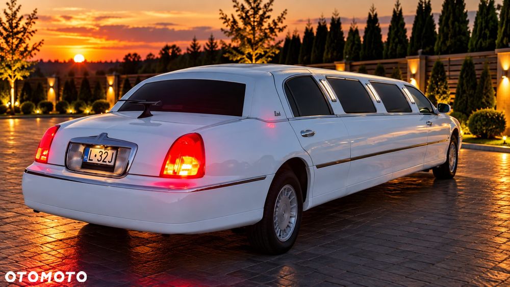 Lincoln Town Car 4.6 Executive - 6