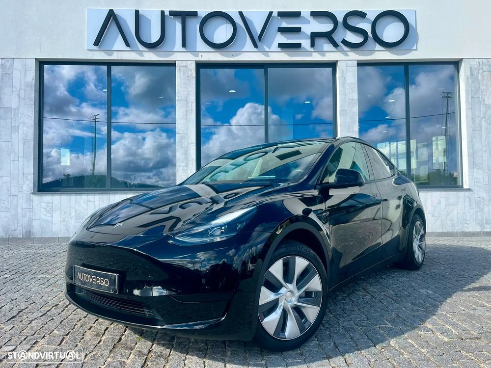 Tesla Model Y Standard - 2