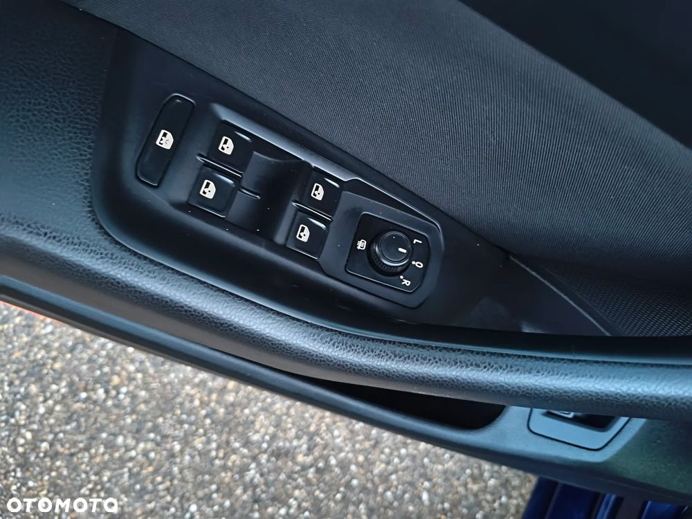 Volkswagen Passat - 6