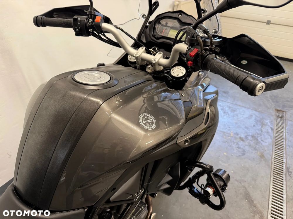 Benelli TRK 502X - 31