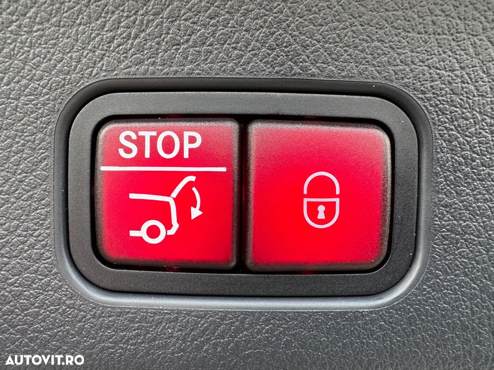 Mercedes-Benz GLC 200 4Matic 9G-TRONIC AMG Line Advanced - 28