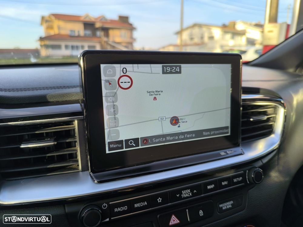 Kia Ceed 1.6 CRDi GT Line 7DCT - 48