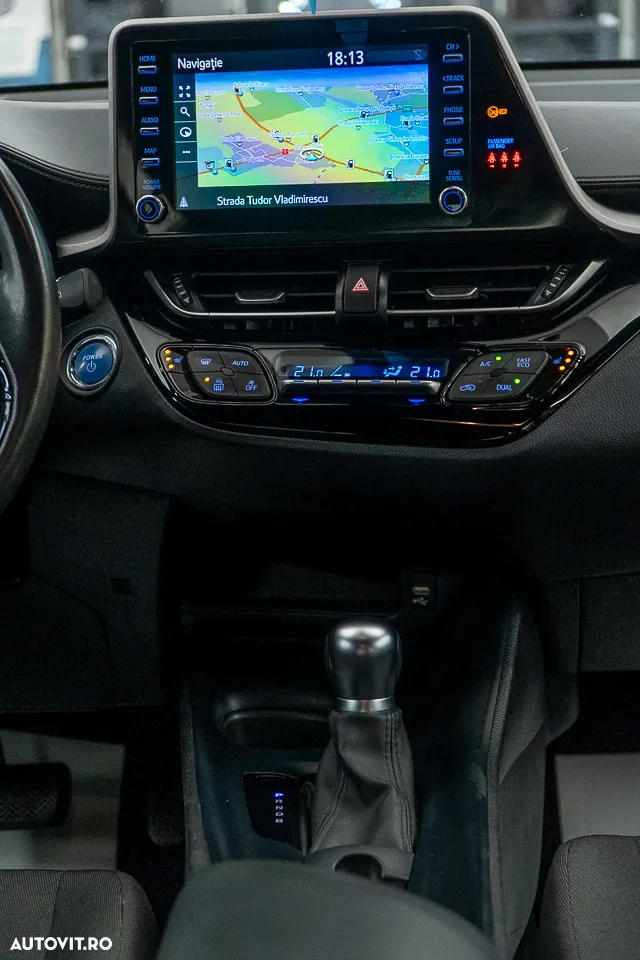 Toyota C-HR 1.8 HSD 122 CP 4x2 CVT Cult - 5