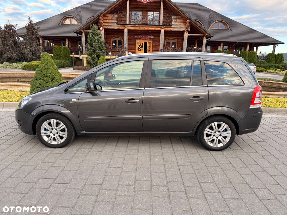 Opel Zafira 1.8 Innovation 110 Jahre - 2