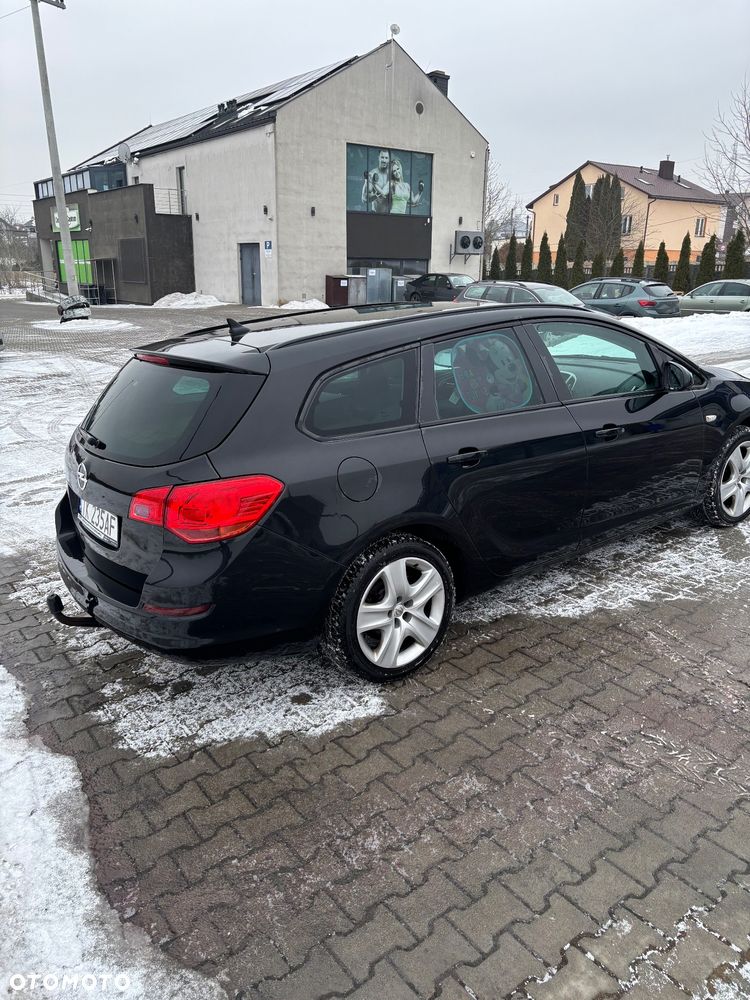 Opel Astra 1.4 Turbo Cosmo - 4