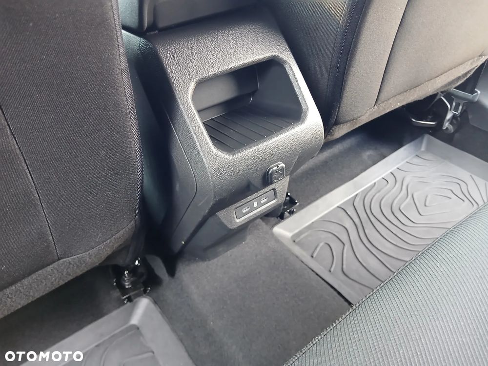 Dacia Duster 1.0 TCe Journey - 36