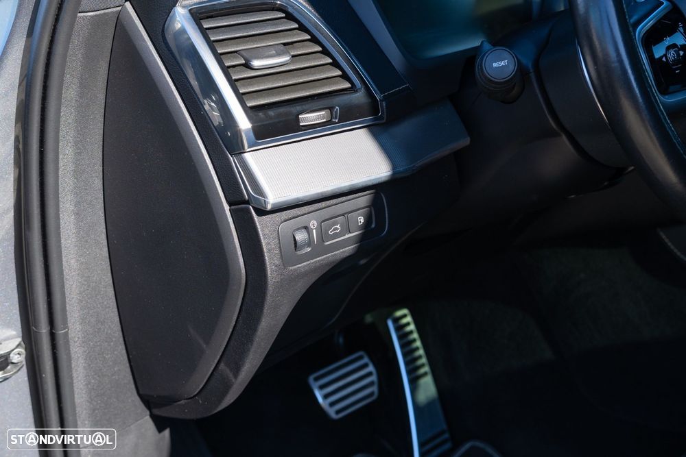 Volvo XC 90 2.0 T8 PHEV R-Design AWD - 14