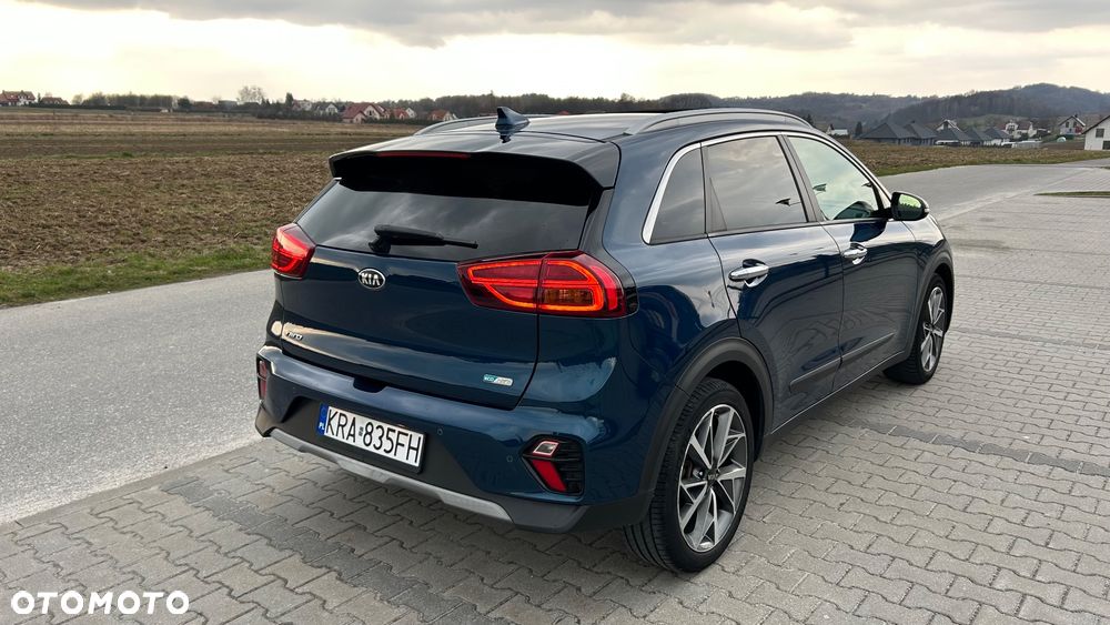 Kia Niro 1.6 GDI Hybrid Business Line - 11