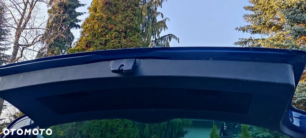 Volkswagen Passat 1.6 Basis - 26