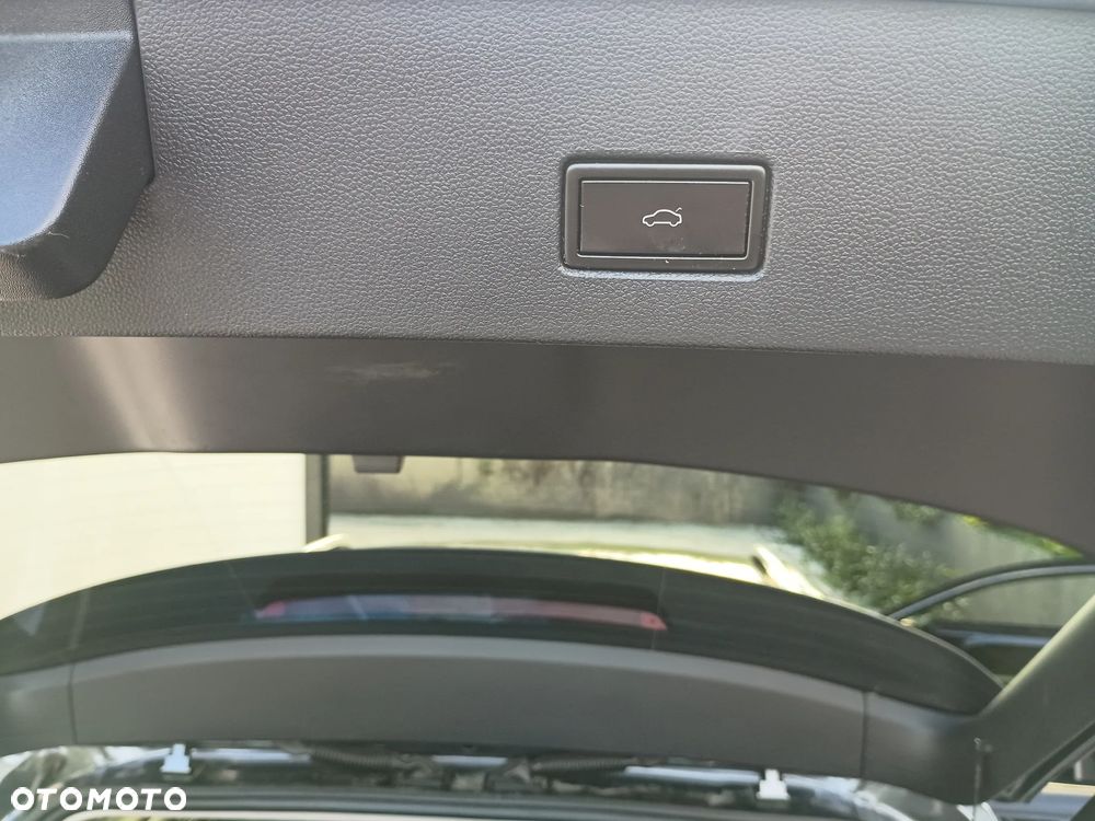 Volkswagen T-Roc 1.5 TSI OPF DSG ACTIVE - 18