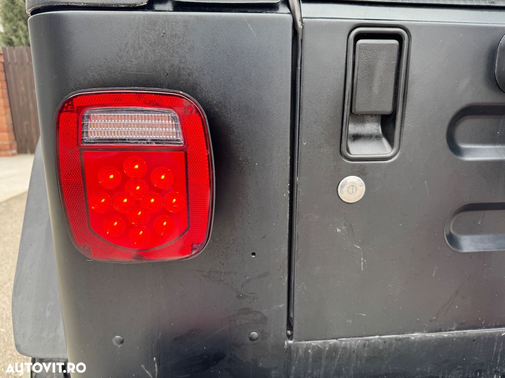 Jeep Wrangler 2.4 Sport - 21