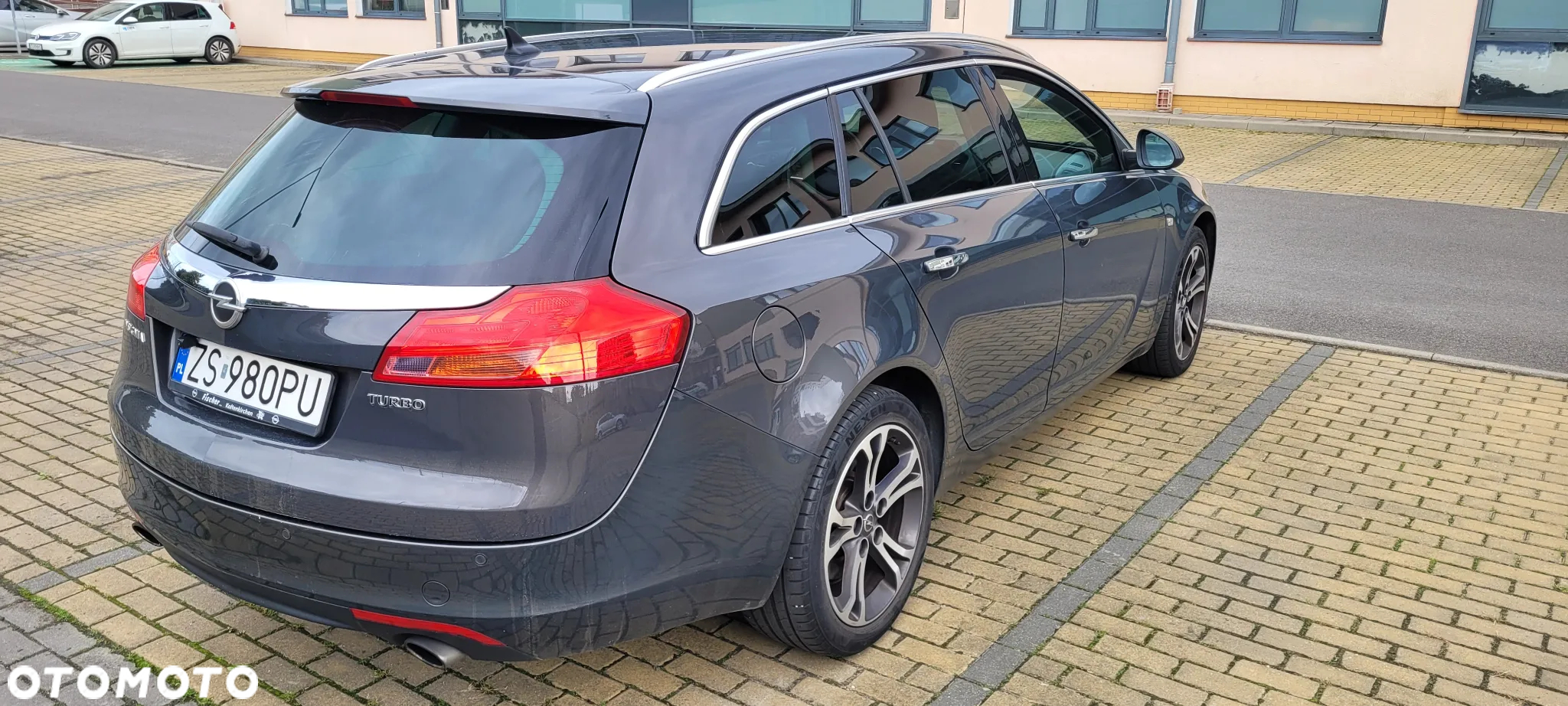 Opel Insignia - 4