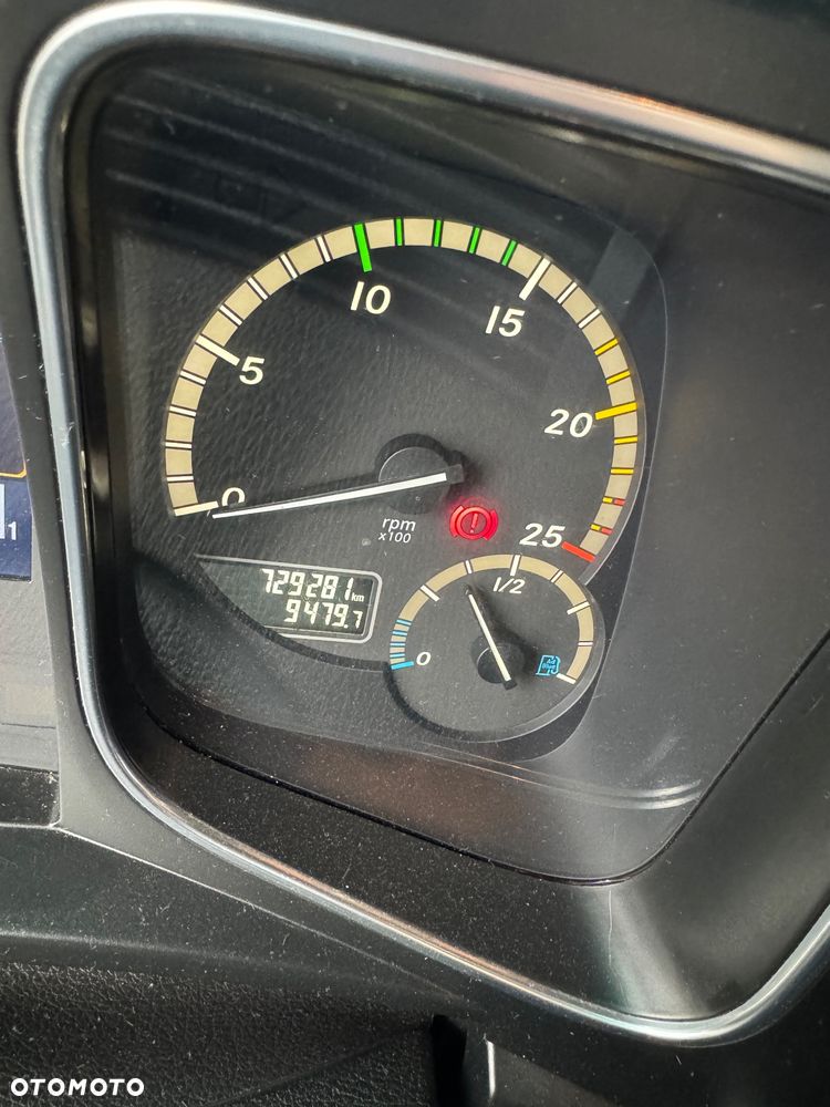 Mercedes-Benz Actros - 13