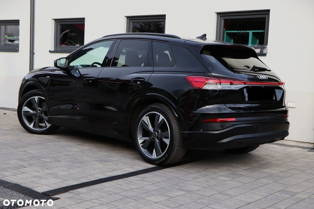 Audi Q4 e-tron - 7