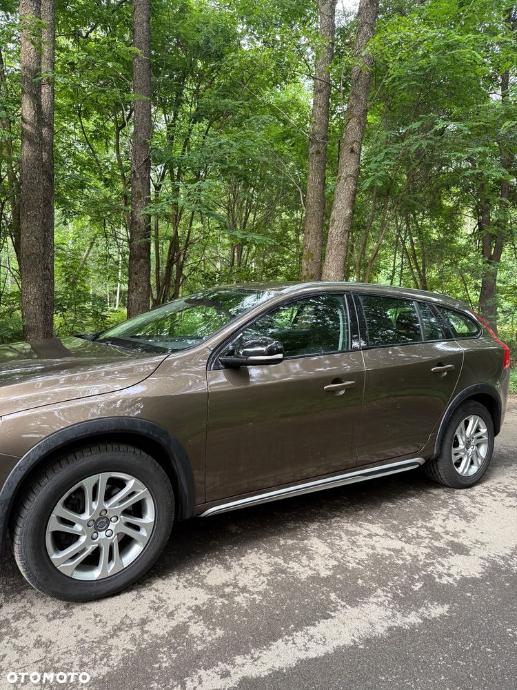 Volvo V60 Cross Country - 2