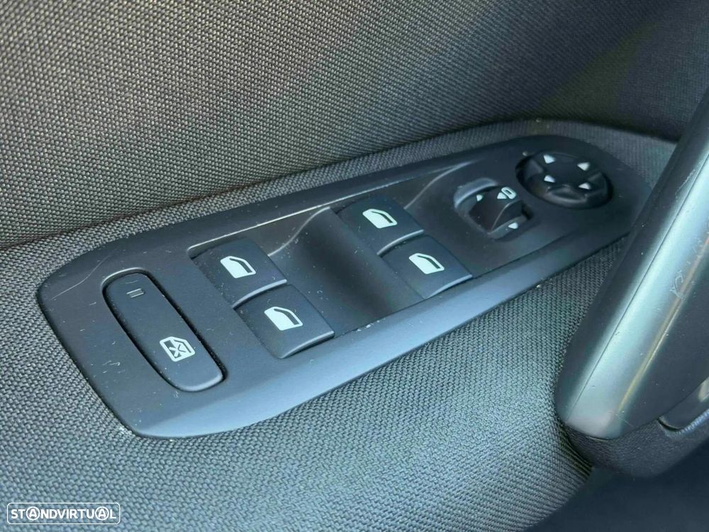 Peugeot 308 1.6 BlueHDi Style - 34