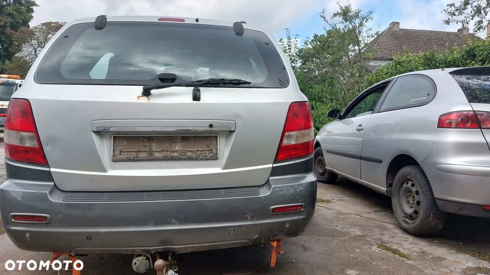 KIA Sorento 2,5 d 2008 2004 na części fotel lusterko drzwi szyby lampa maska klapa zamek panel koła felgi - 24