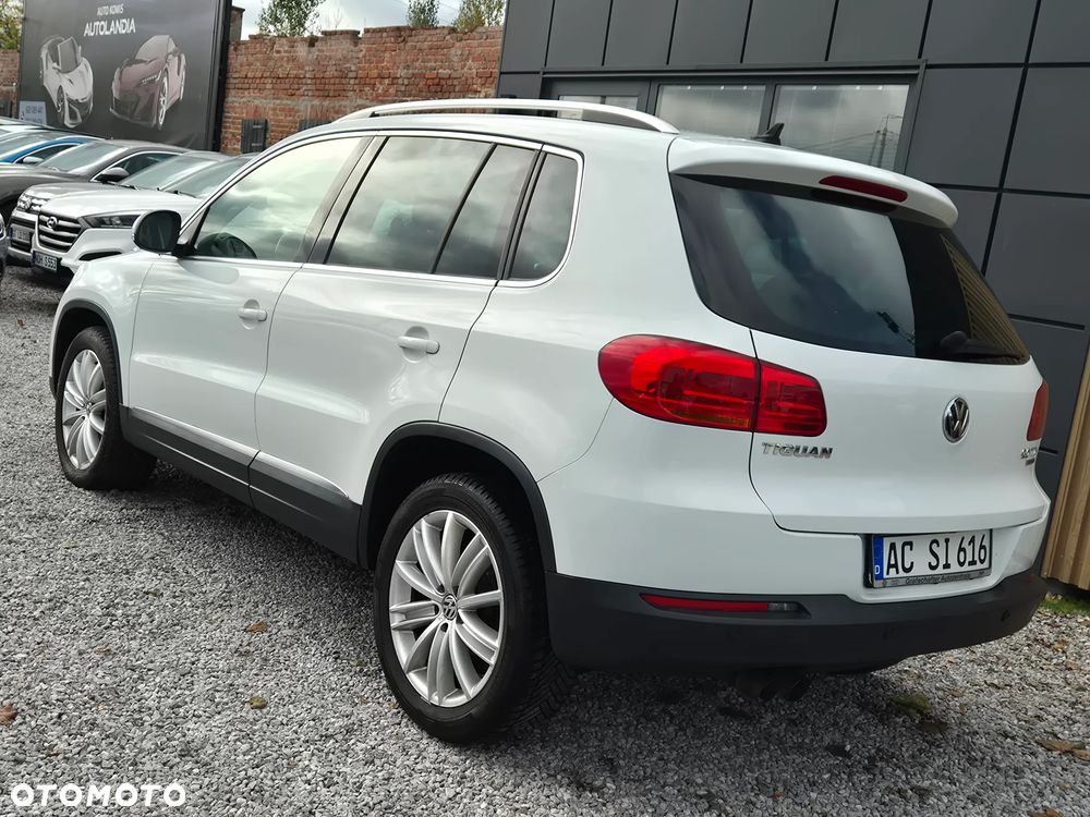 Volkswagen Tiguan 2.0 TDI DPF 4Motion BlueMotion Technology Exclusive - 9