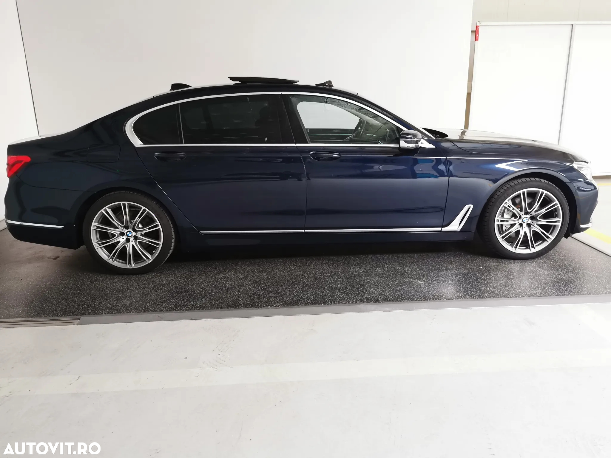 BMW Seria 7 - 5