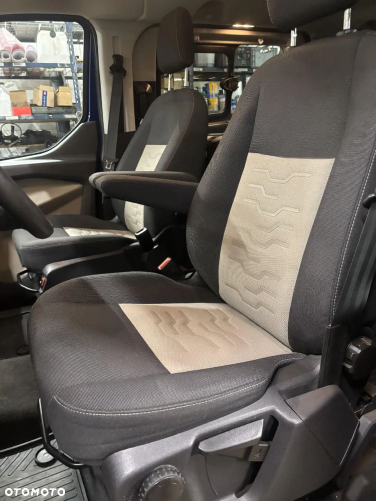 Ford Transit Custom - 11