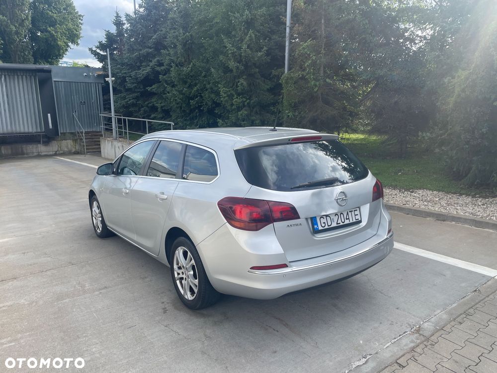 Opel Astra 1.4 T Cosmo - 8