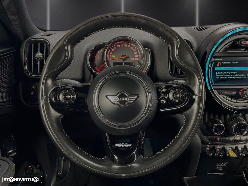 MINI Countryman Cooper SE ALL4 Auto - 18