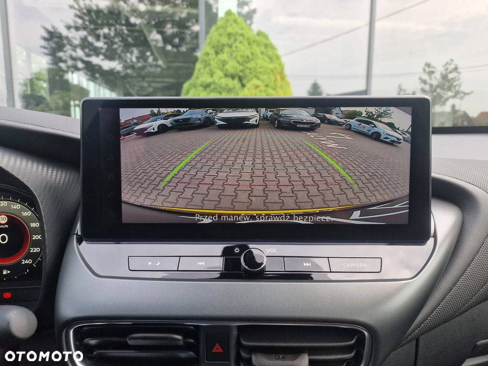 Nissan Juke 1.0 DIG-T N-Connecta DCT - 11