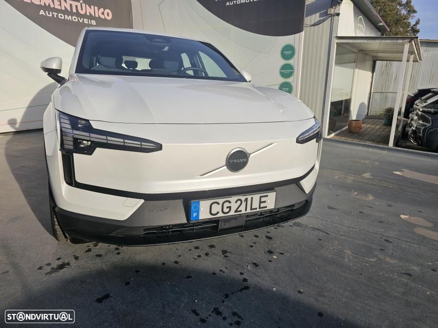 Volvo EX30 Single Motor Extended Range RWD Core - 10