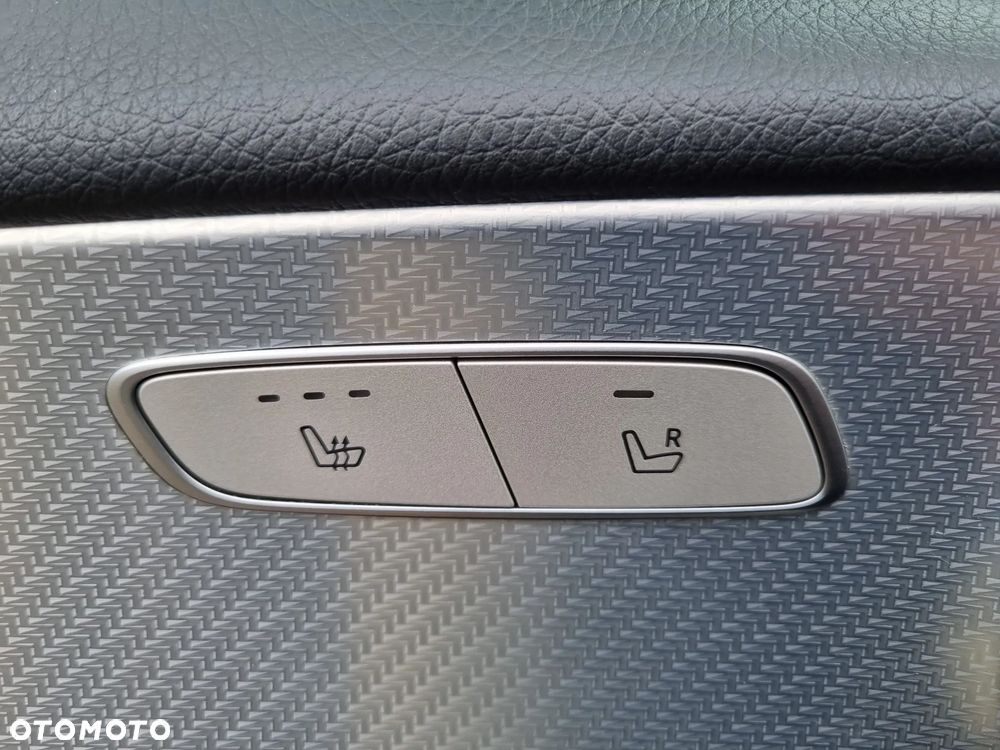 Mercedes-Benz Klasa E 220 d Business Edition 9G-TRONIC - 18