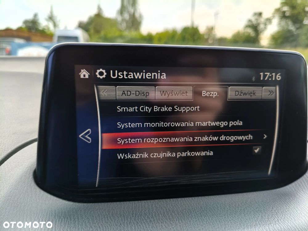 Mazda 3 SKYACTIV-G 120 KIZOKU - 27