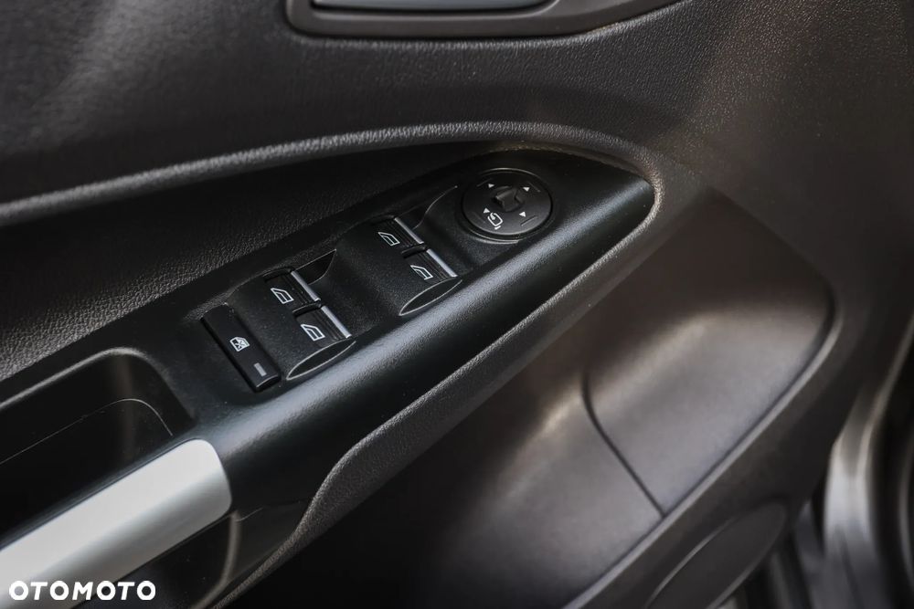 Ford Tourneo Connect Gr 1.5 TDCi Titanium PowerShift - 13