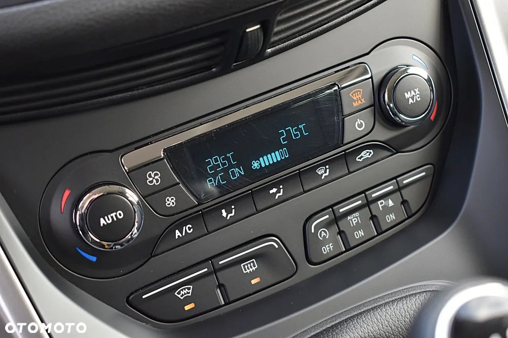 Ford Kuga 2.0 TDCi 2x4 SYNC - 27