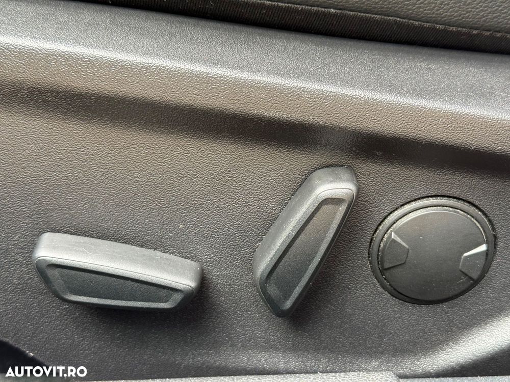 Ford Focus 1.5 EcoBlue Titanium Business - 13