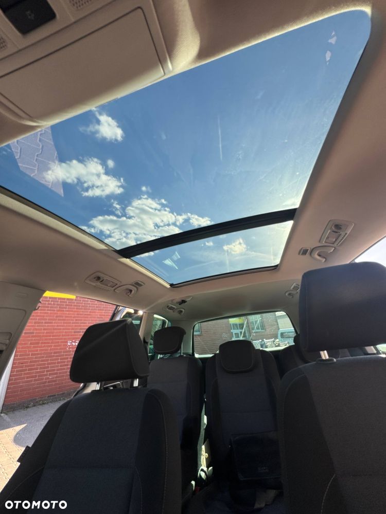 Volkswagen Sharan 2.0 TDI DSG BlueMotion Technology Comfortline - 29