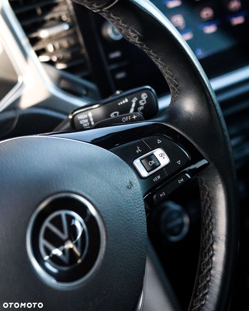 Volkswagen T-Roc 1.5 TSI OPF DSG ACTIVE - 10