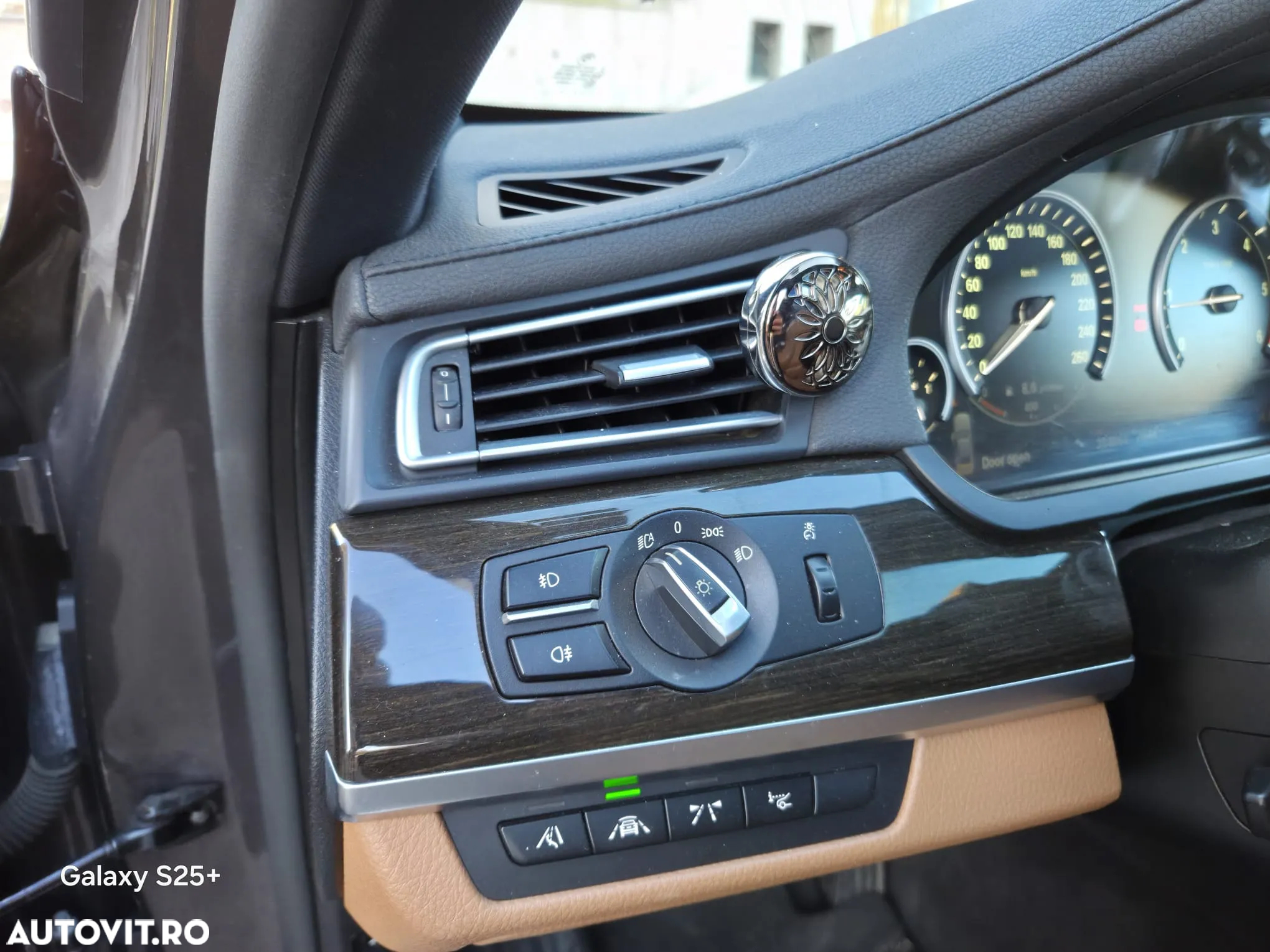 BMW Seria 7 740d xDrive - 15