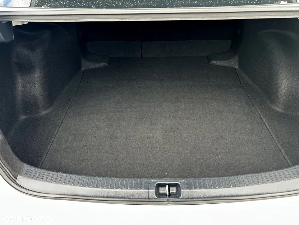 Toyota Corolla 1.5 Comfort MS - 30